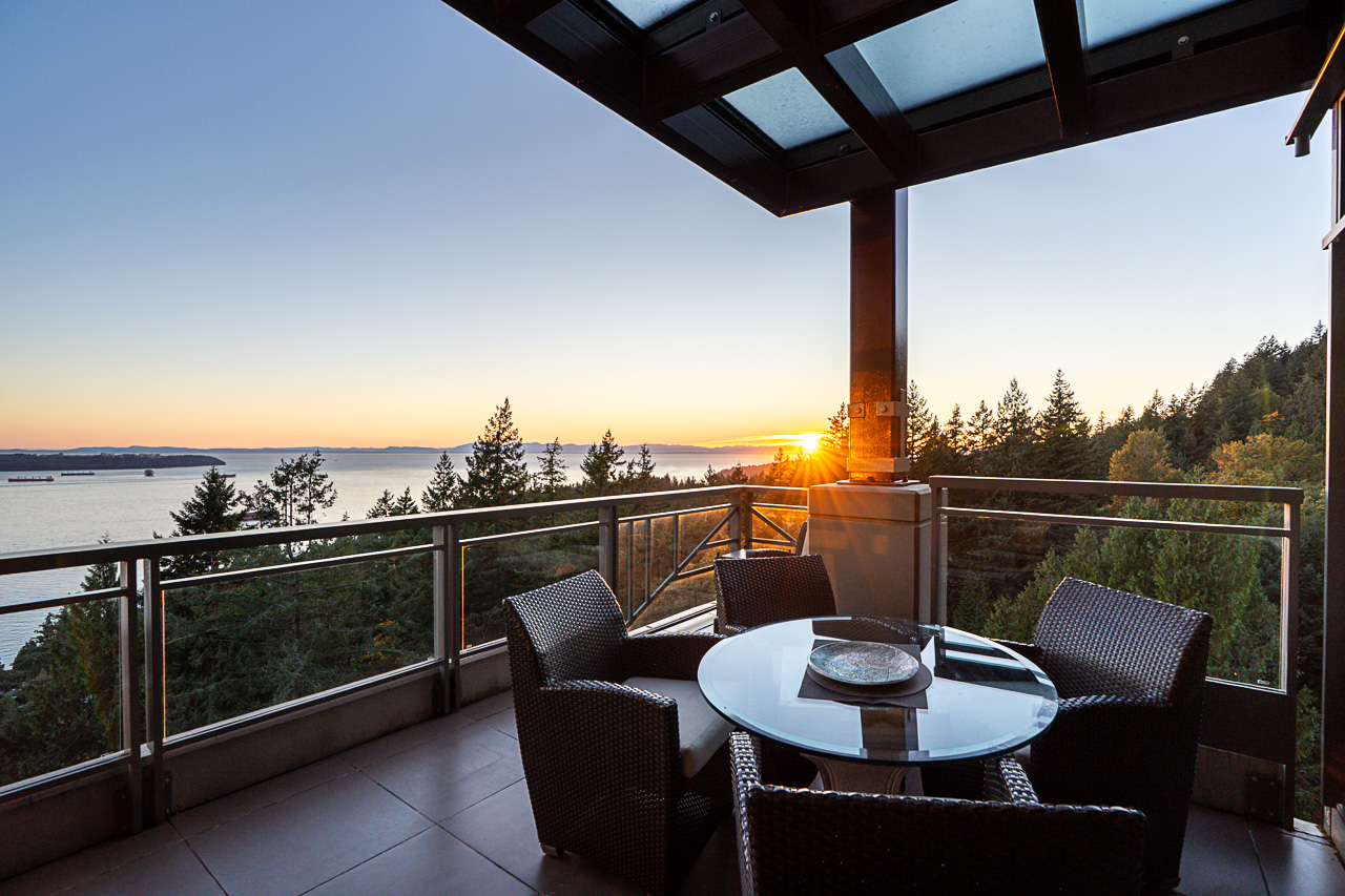 #1303 - 3355 Cypress Place
